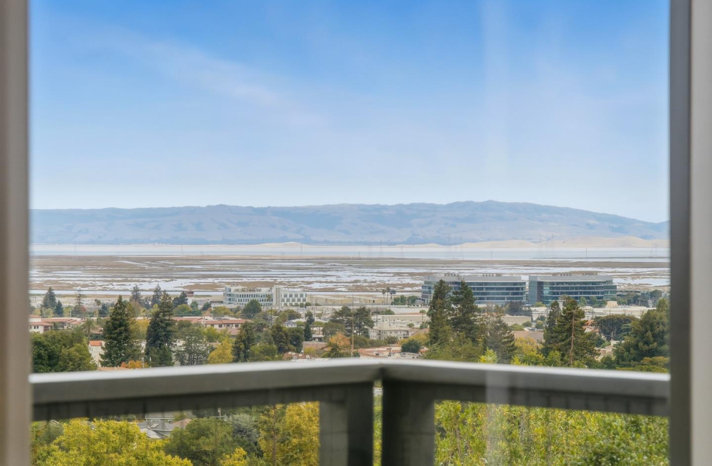 Detail Gallery Image 27 of 44 For 88 Madera Ave, San Carlos,  CA 94070 - 3 Beds | 2/1 Baths