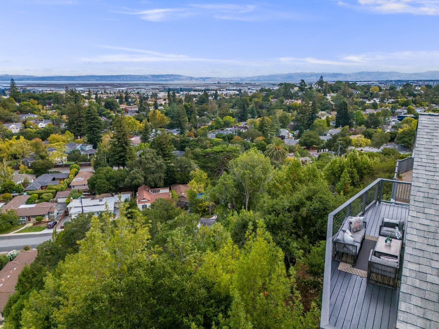 Detail Gallery Image 37 of 44 For 88 Madera Ave, San Carlos,  CA 94070 - 3 Beds | 2/1 Baths