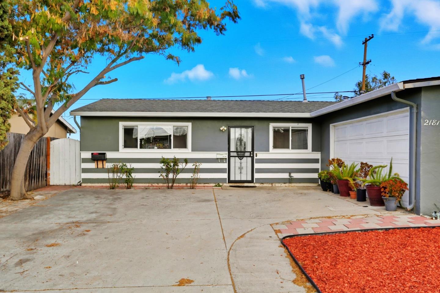 Detail Gallery Image 5 of 39 For 2181 Evelyn Ave, San Jose,  CA 95122 - 3 Beds | 2 Baths