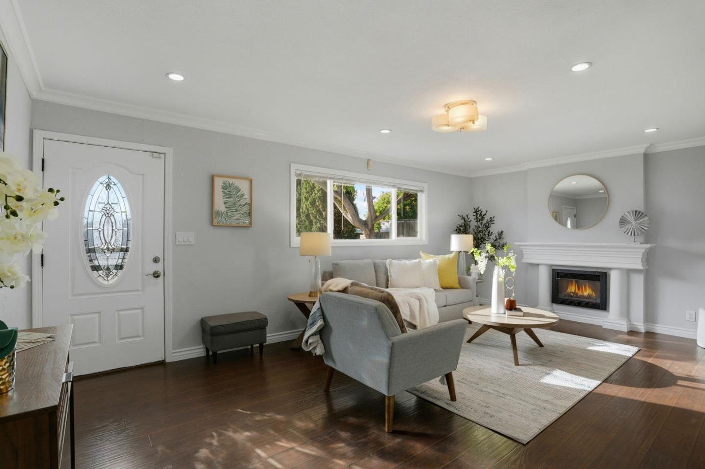 Detail Gallery Image 6 of 39 For 2181 Evelyn Ave, San Jose,  CA 95122 - 3 Beds | 2 Baths