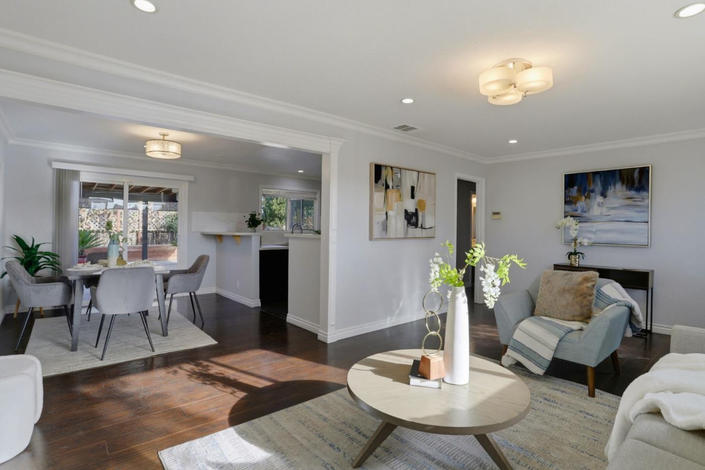 Detail Gallery Image 8 of 39 For 2181 Evelyn Ave, San Jose,  CA 95122 - 3 Beds | 2 Baths