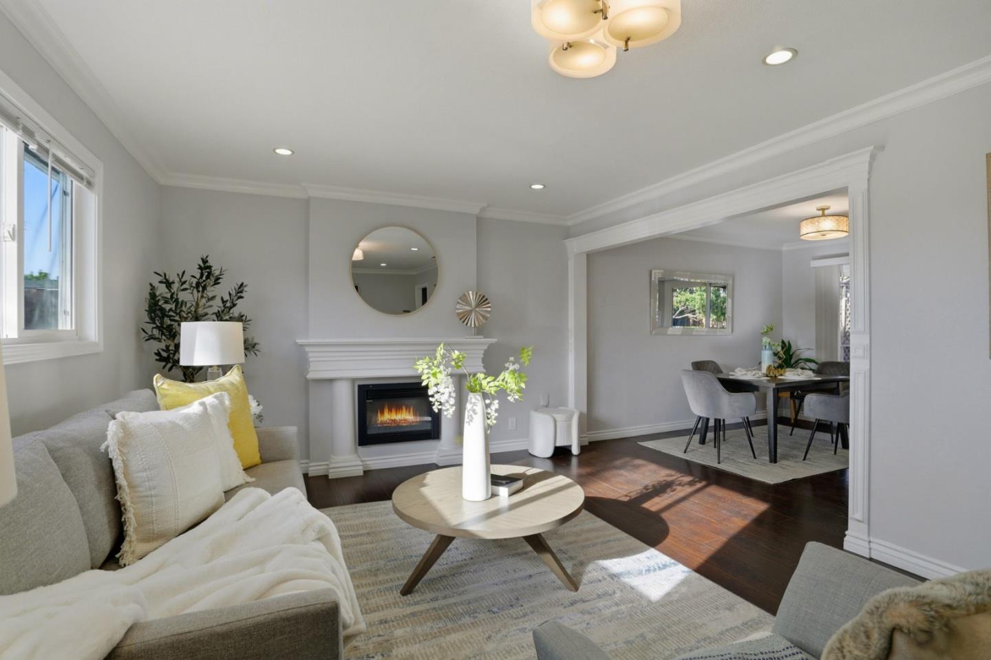 Detail Gallery Image 9 of 39 For 2181 Evelyn Ave, San Jose,  CA 95122 - 3 Beds | 2 Baths