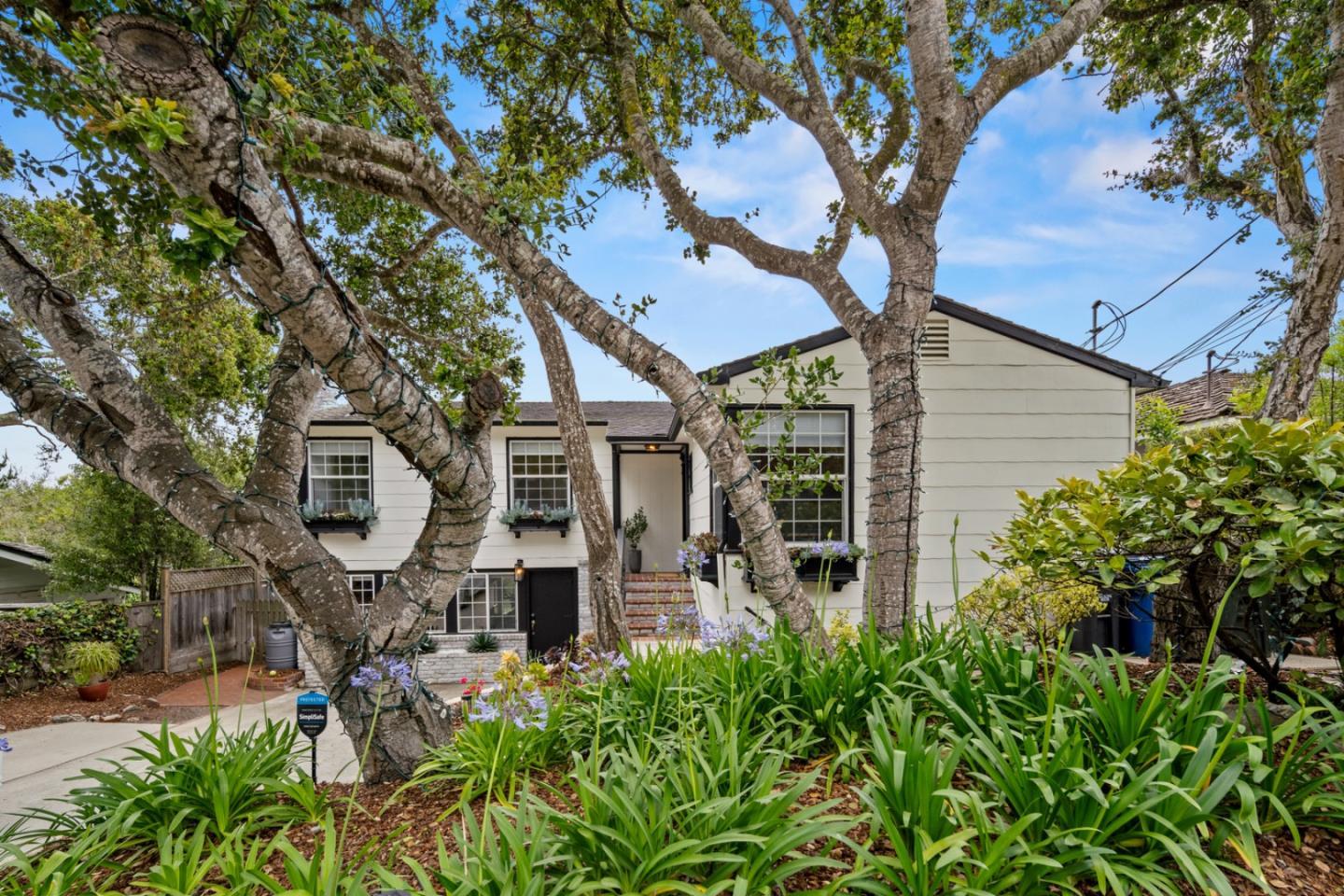 Detail Gallery Image 3 of 34 For 0 5th Avenue 3 Se of Perry Newberry Way, Carmel,  CA 93921 - 3 Beds | 2 Baths