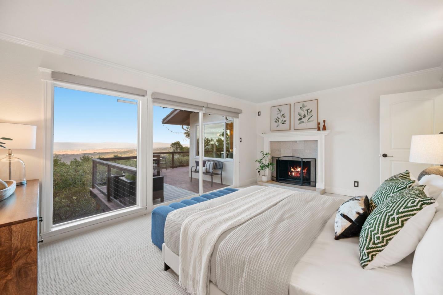 Detail Gallery Image 21 of 45 For 168 Sunrise Dr, Woodside,  CA 94062 - 2 Beds | 2 Baths