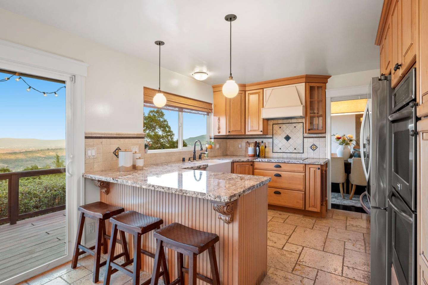 Detail Gallery Image 34 of 45 For 168 Sunrise Dr, Woodside,  CA 94062 - 2 Beds | 2 Baths