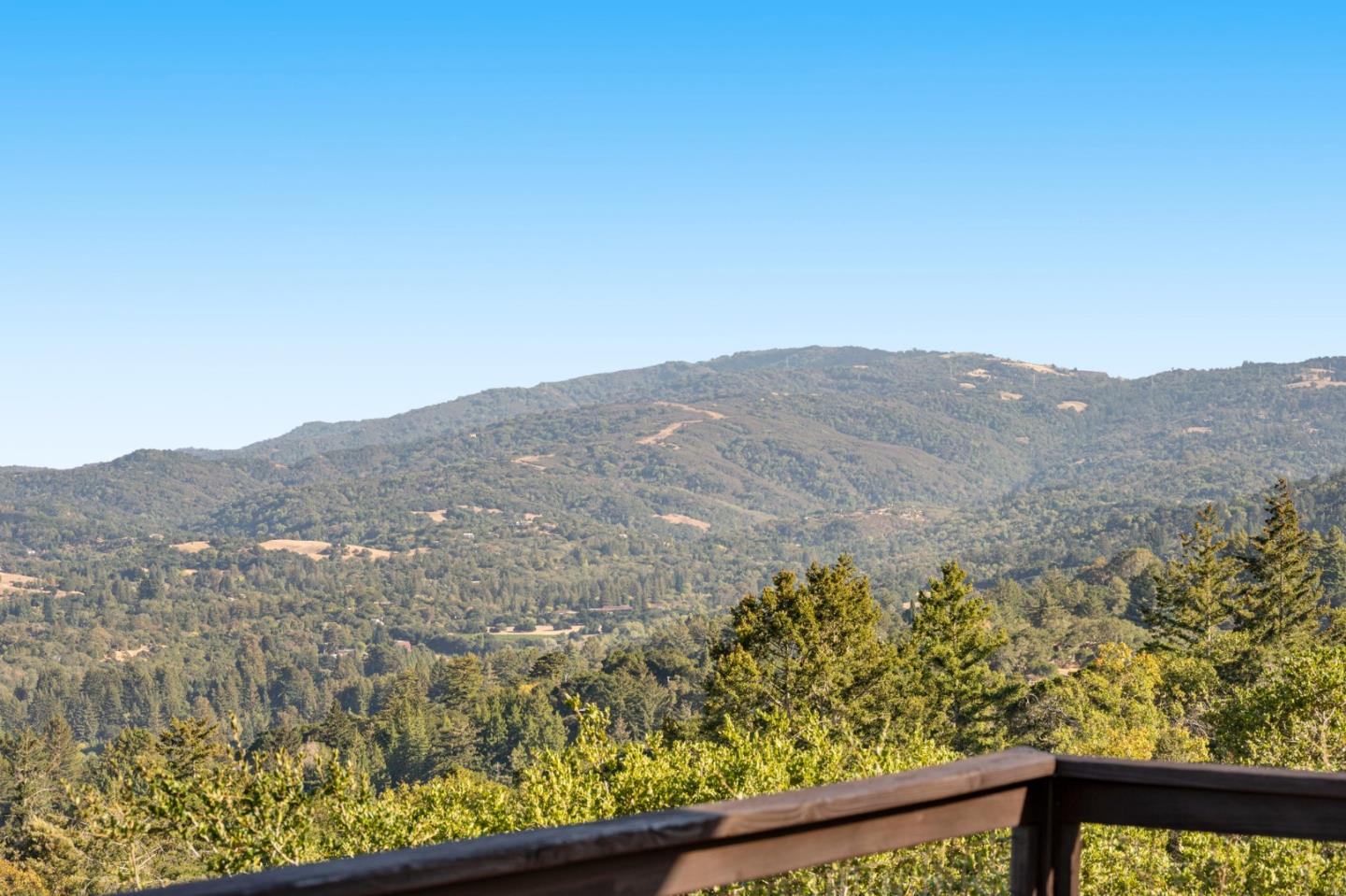 Detail Gallery Image 37 of 45 For 168 Sunrise Dr, Woodside,  CA 94062 - 2 Beds | 2 Baths