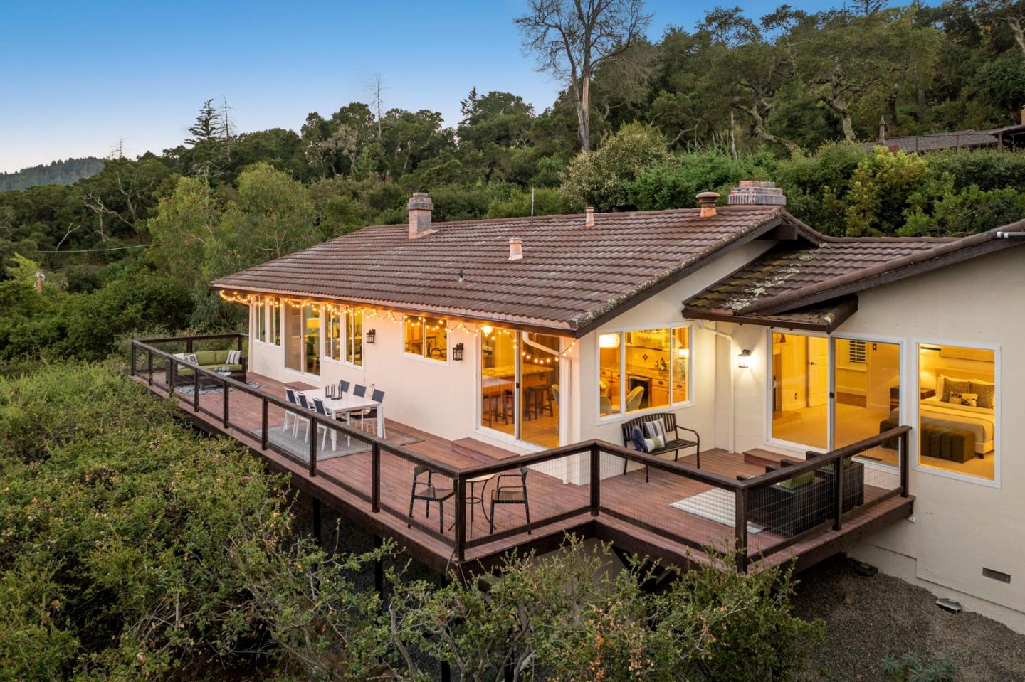 Detail Gallery Image 43 of 45 For 168 Sunrise Dr, Woodside,  CA 94062 - 2 Beds | 2 Baths