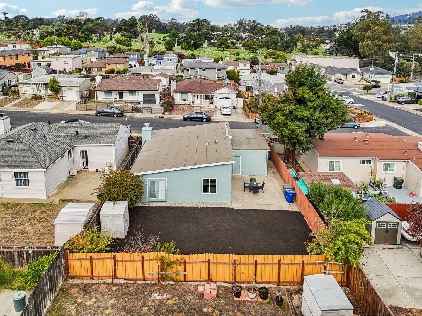Detail Gallery Image 24 of 27 For 3 Bradford, South San Francisco,  CA 94080 - 3 Beds | 1 Baths