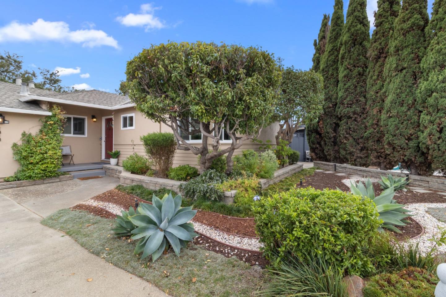 Detail Gallery Image 2 of 58 For 1418 Hancock Ave, San Mateo,  CA 94403 - 4 Beds | 2 Baths