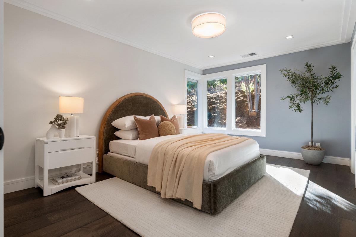 Detail Gallery Image 20 of 36 For 745 Endfield Way, Hillsborough,  CA 94010 - 4 Beds | 3 Baths