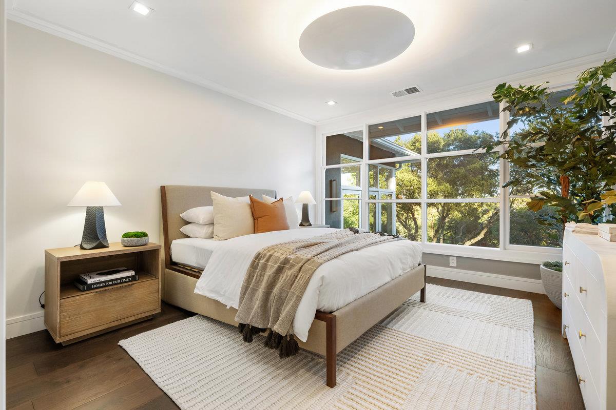 Detail Gallery Image 21 of 36 For 745 Endfield Way, Hillsborough,  CA 94010 - 4 Beds | 3 Baths