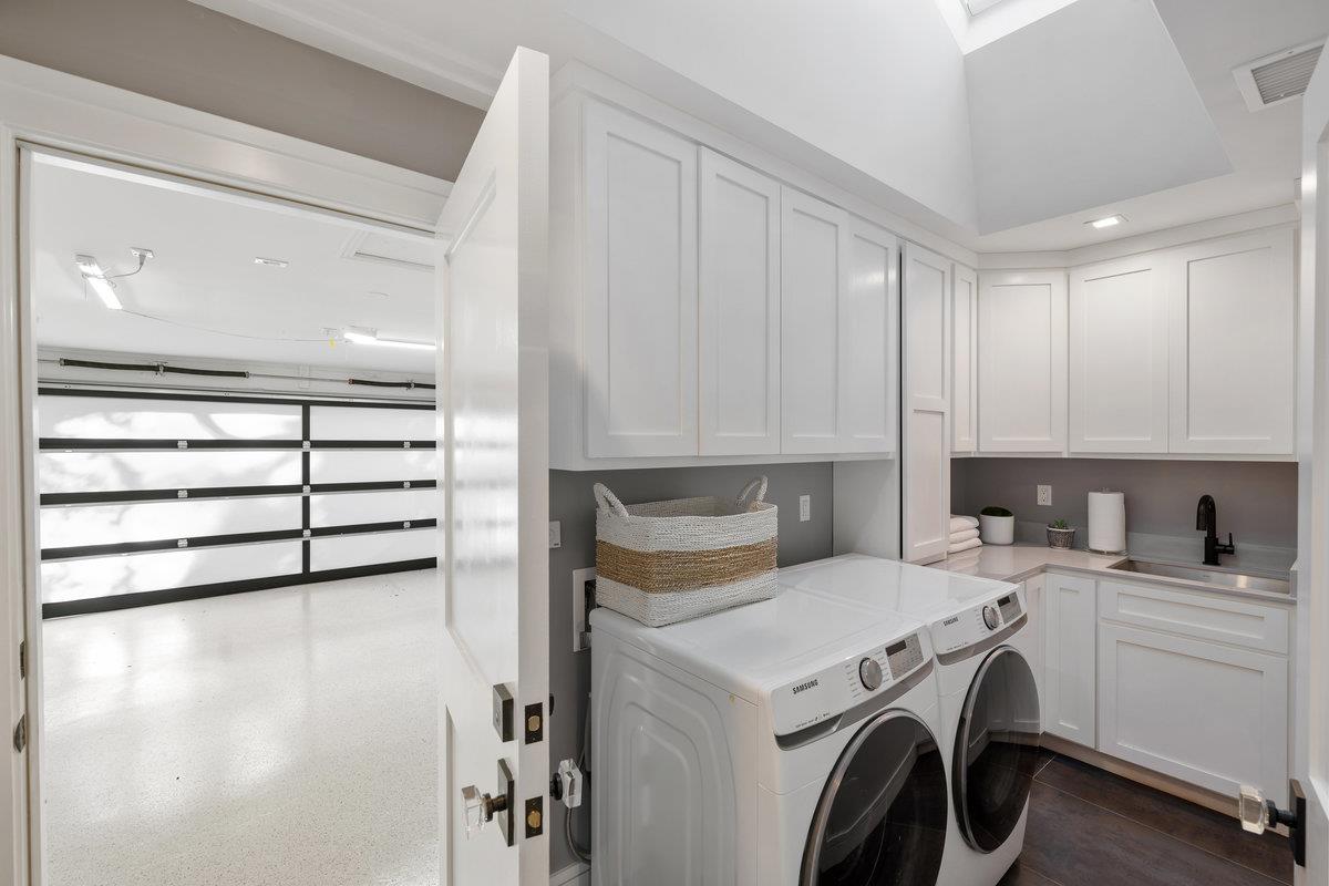 Detail Gallery Image 23 of 36 For 745 Endfield Way, Hillsborough,  CA 94010 - 4 Beds | 3 Baths