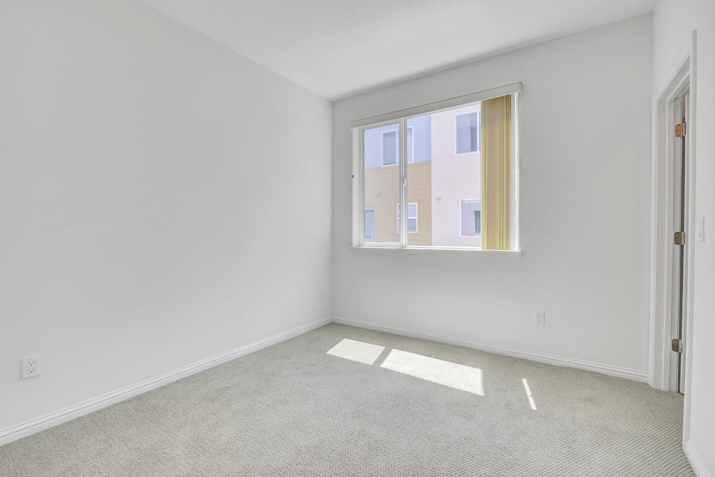 Detail Gallery Image 14 of 42 For 2580 Gimelli Way, San Jose,  CA 95133 - 3 Beds | 3 Baths