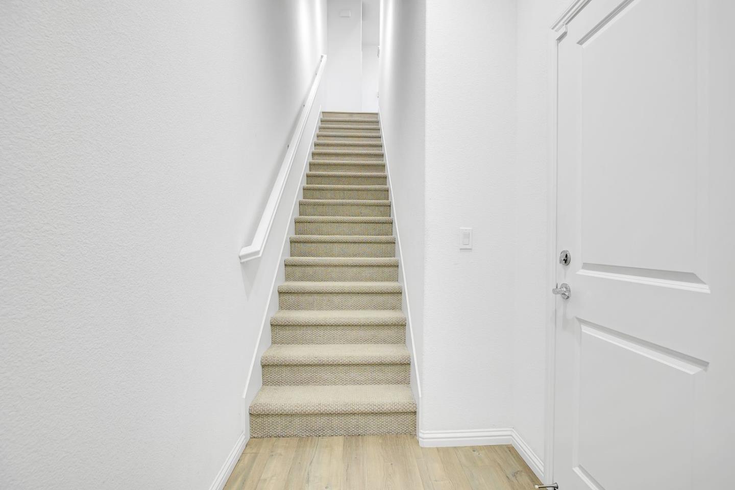 Detail Gallery Image 2 of 42 For 2580 Gimelli Way, San Jose,  CA 95133 - 3 Beds | 3 Baths