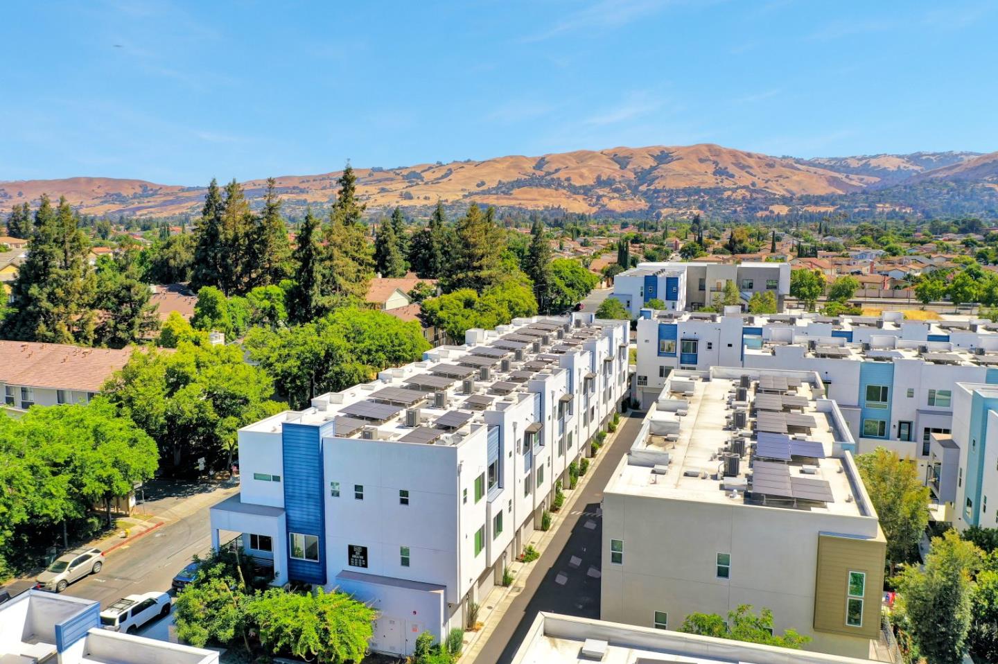 Detail Gallery Image 39 of 42 For 2580 Gimelli Way, San Jose,  CA 95133 - 3 Beds | 3 Baths