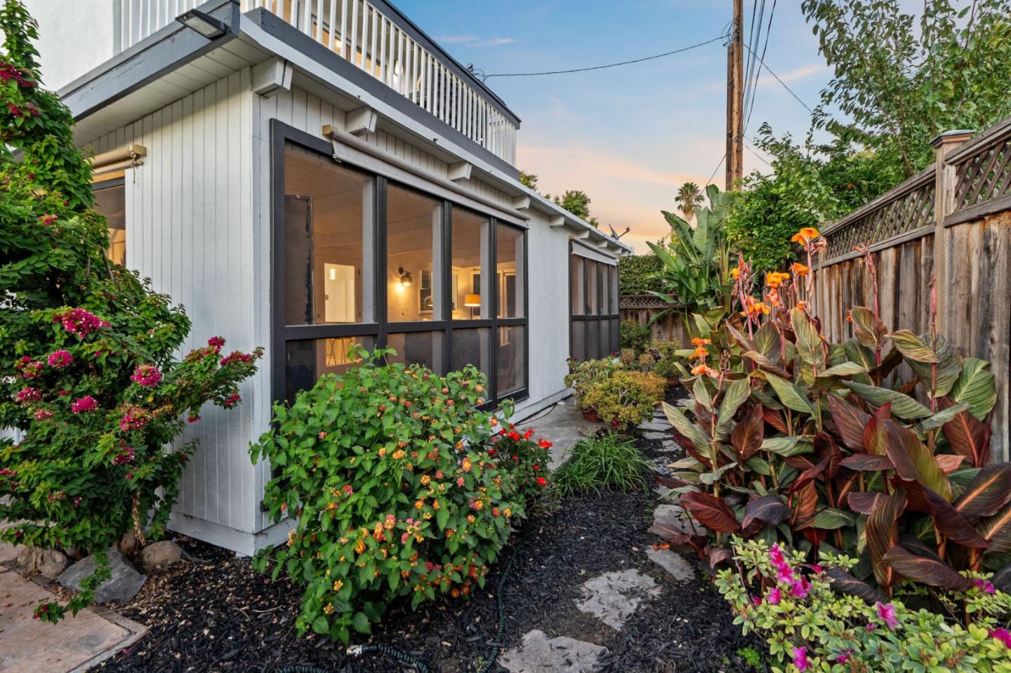 Detail Gallery Image 10 of 53 For 2416 Johnson Pl, Santa Clara,  CA 95050 - 5 Beds | 3 Baths