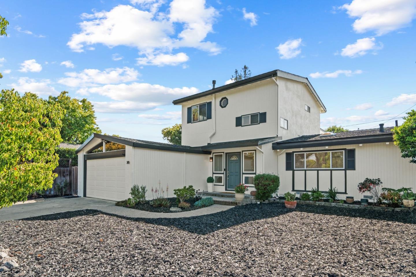 Detail Gallery Image 17 of 53 For 2416 Johnson Pl, Santa Clara,  CA 95050 - 5 Beds | 3 Baths