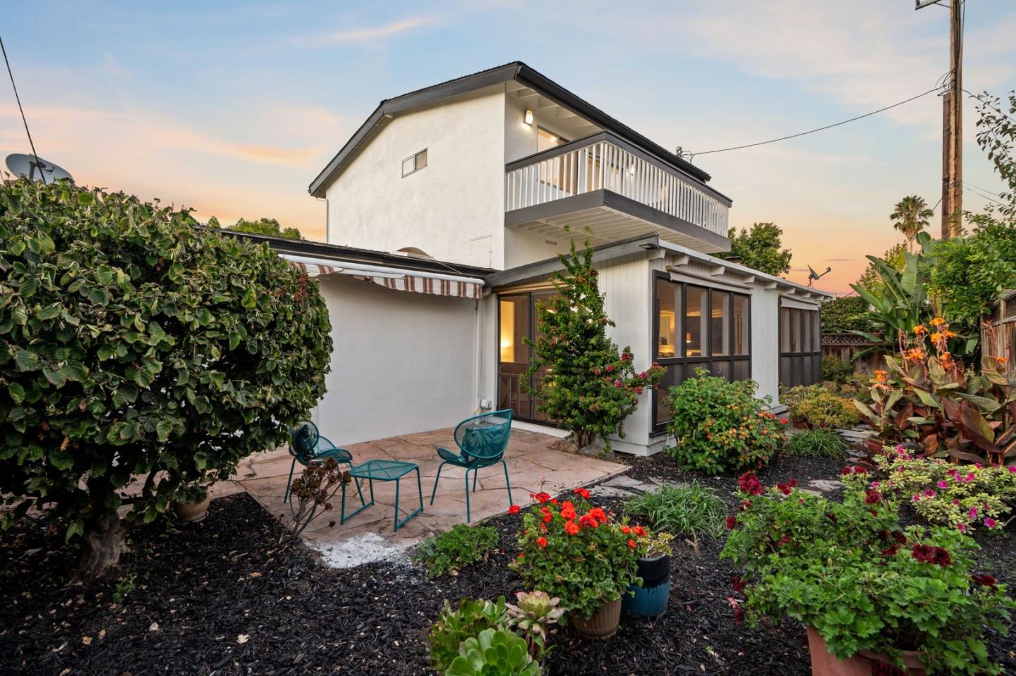 Detail Gallery Image 9 of 53 For 2416 Johnson Pl, Santa Clara,  CA 95050 - 5 Beds | 3 Baths