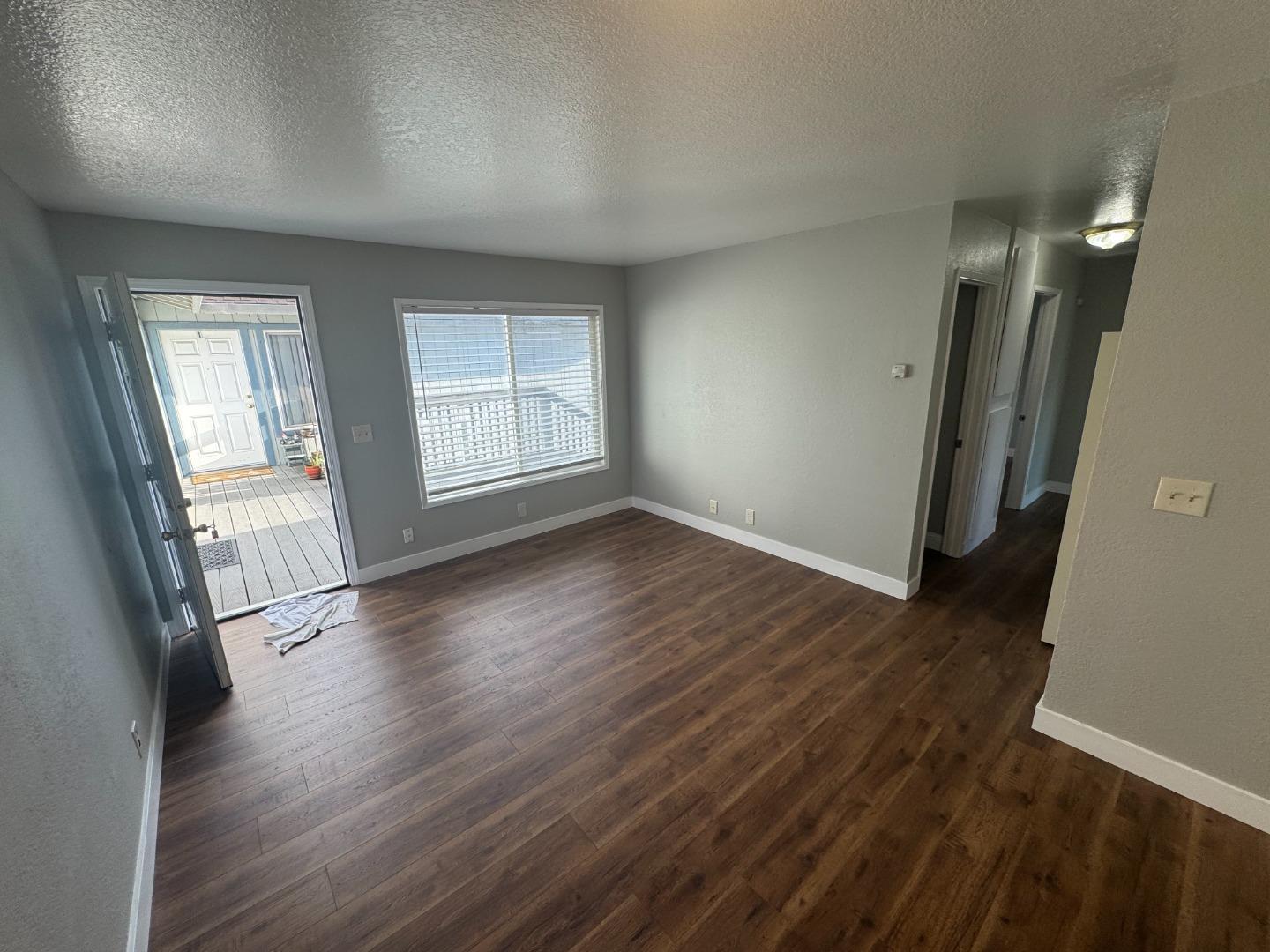 Detail Gallery Image 18 of 23 For 1051 Rider Ave #F,  Salinas,  CA 93905 - 3 Beds | 1 Baths