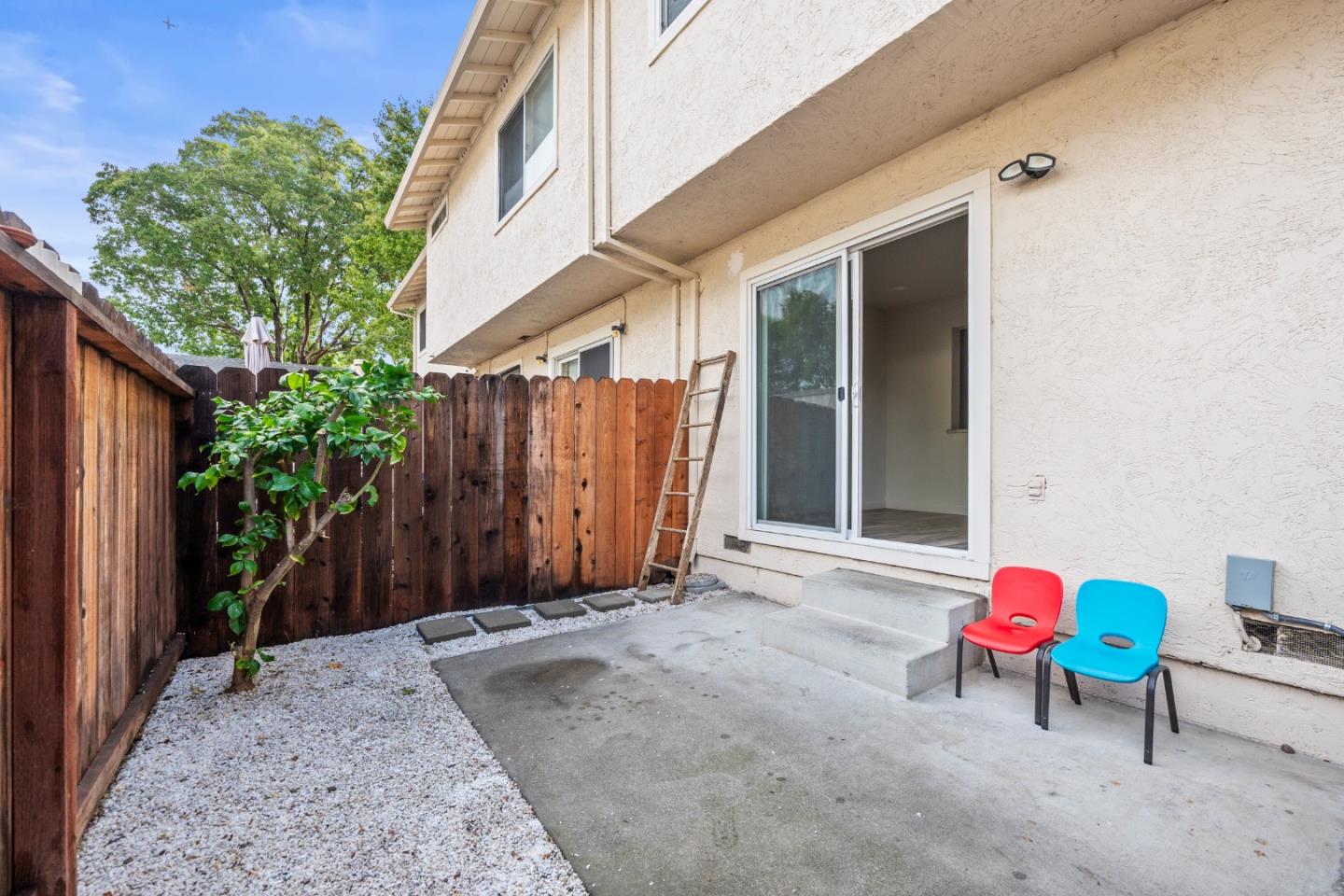 Detail Gallery Image 24 of 26 For 3828 Keneland Way, Pleasanton,  CA 94588 - 4 Beds | 2/1 Baths