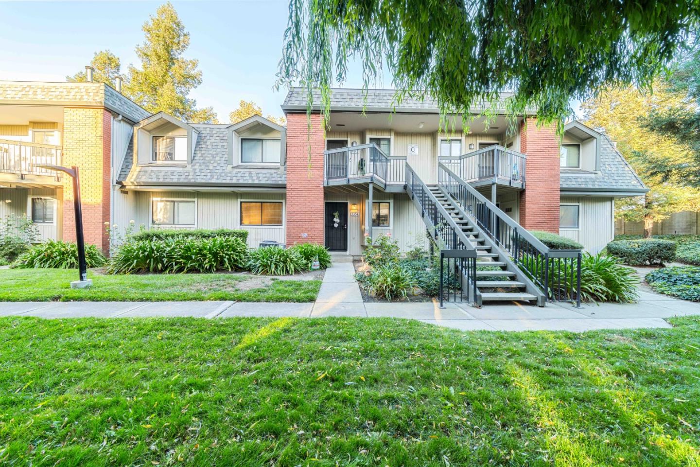 Detail Gallery Image 5 of 31 For 3354 Shadow Park Pl, San Jose,  CA 95121 - 2 Beds | 1 Baths