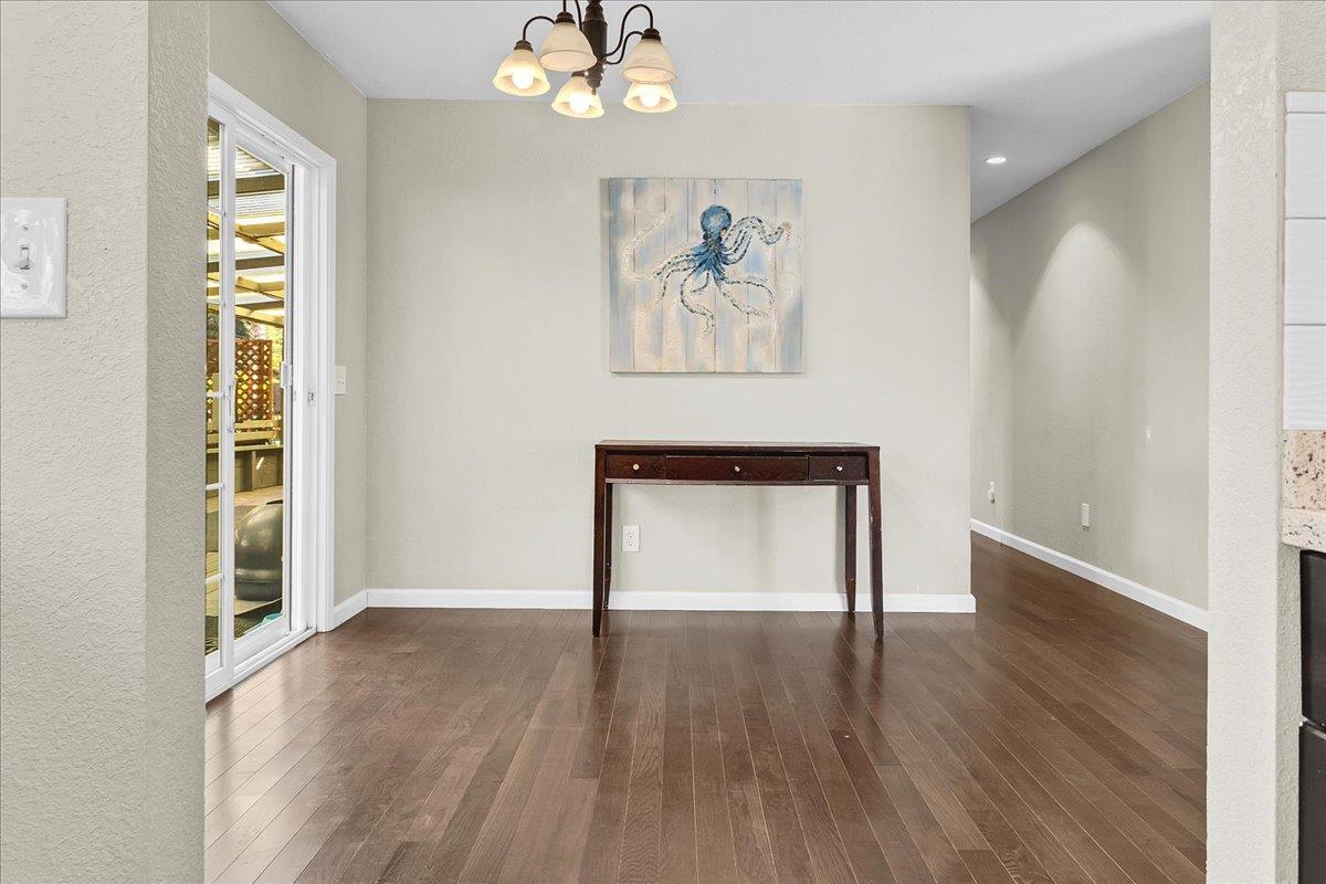 Detail Gallery Image 11 of 26 For 17780 Berta Canyon Rd, Prunedale,  CA 93907 - 3 Beds | 2/1 Baths