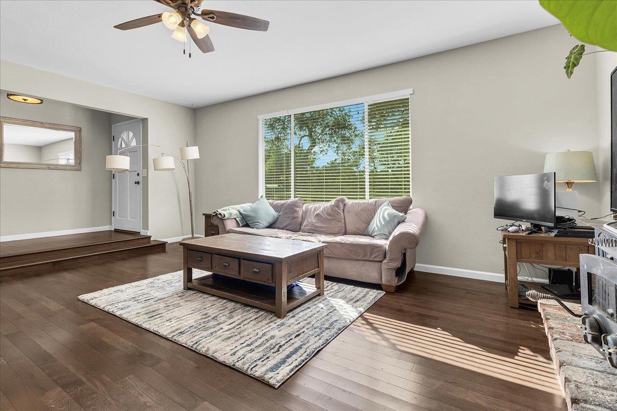 Detail Gallery Image 3 of 26 For 17780 Berta Canyon Rd, Prunedale,  CA 93907 - 3 Beds | 2/1 Baths