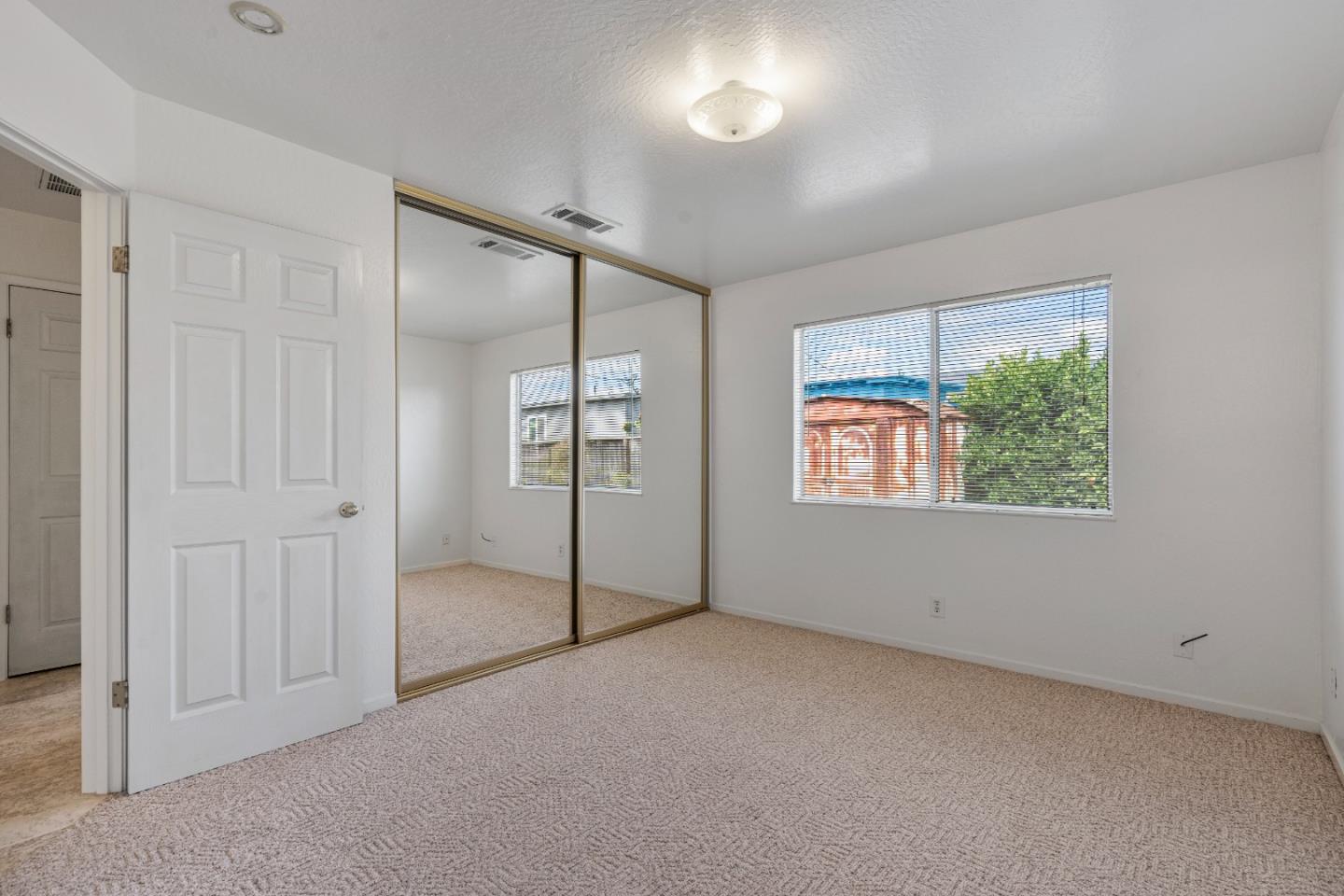 Detail Gallery Image 17 of 36 For 587 Mariposa St, Salinas,  CA 93906 - 3 Beds | 2 Baths