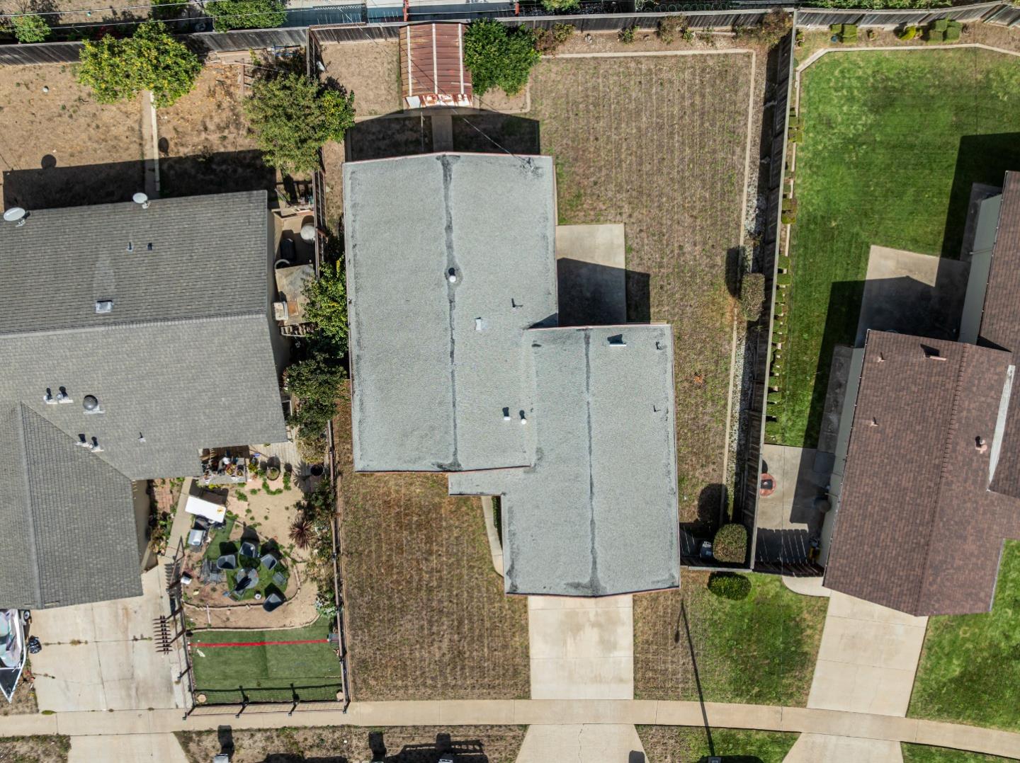 Detail Gallery Image 33 of 36 For 587 Mariposa St, Salinas,  CA 93906 - 3 Beds | 2 Baths