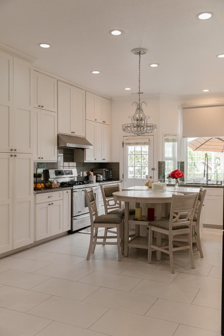 Detail Gallery Image 5 of 53 For 1837 S White Rd, San Jose,  CA 95127 - 4 Beds | 3/1 Baths