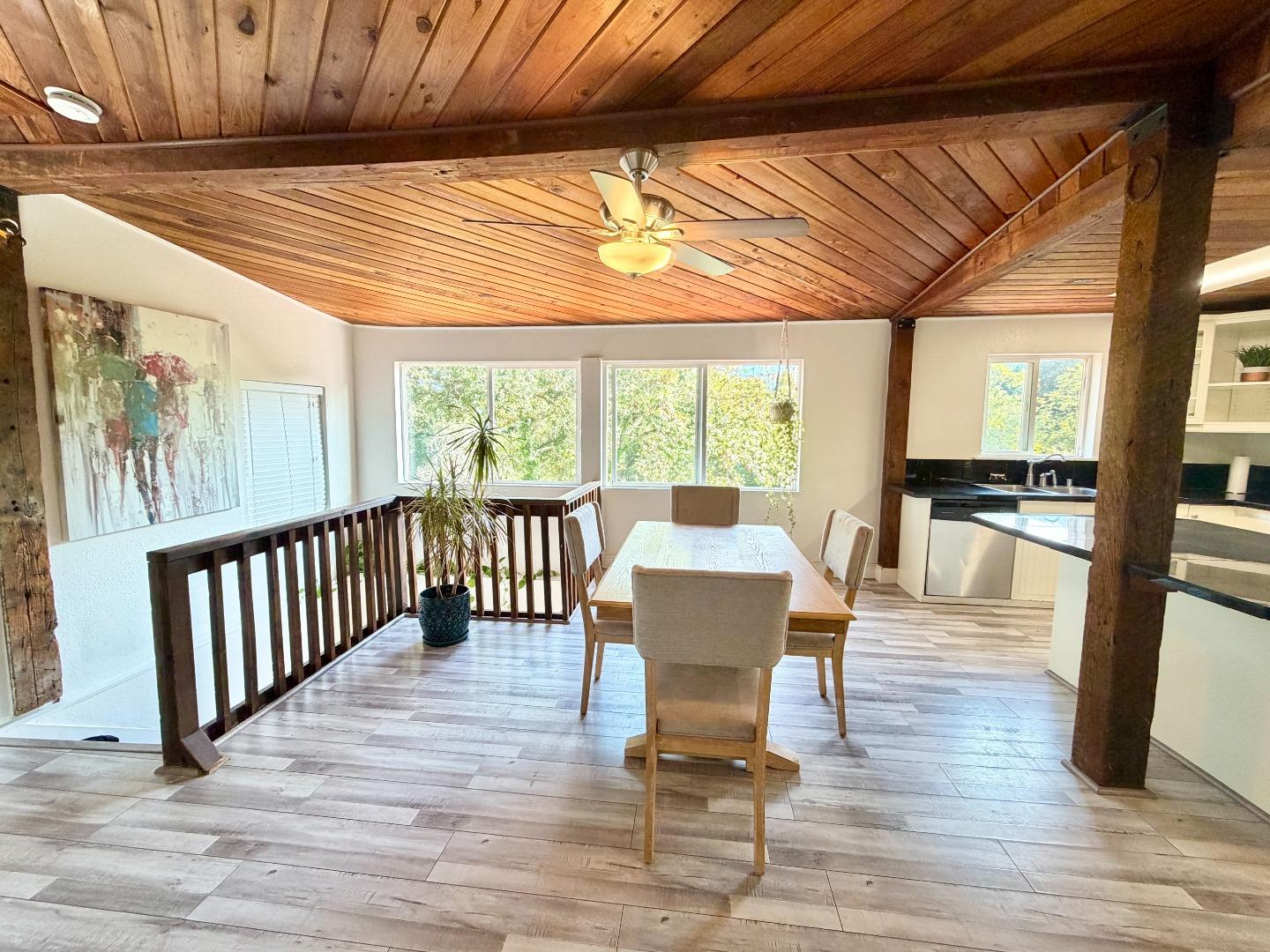 Detail Gallery Image 5 of 23 For 17944 Madrone Dr, Los Gatos,  CA 95033 - 2 Beds | 1 Baths