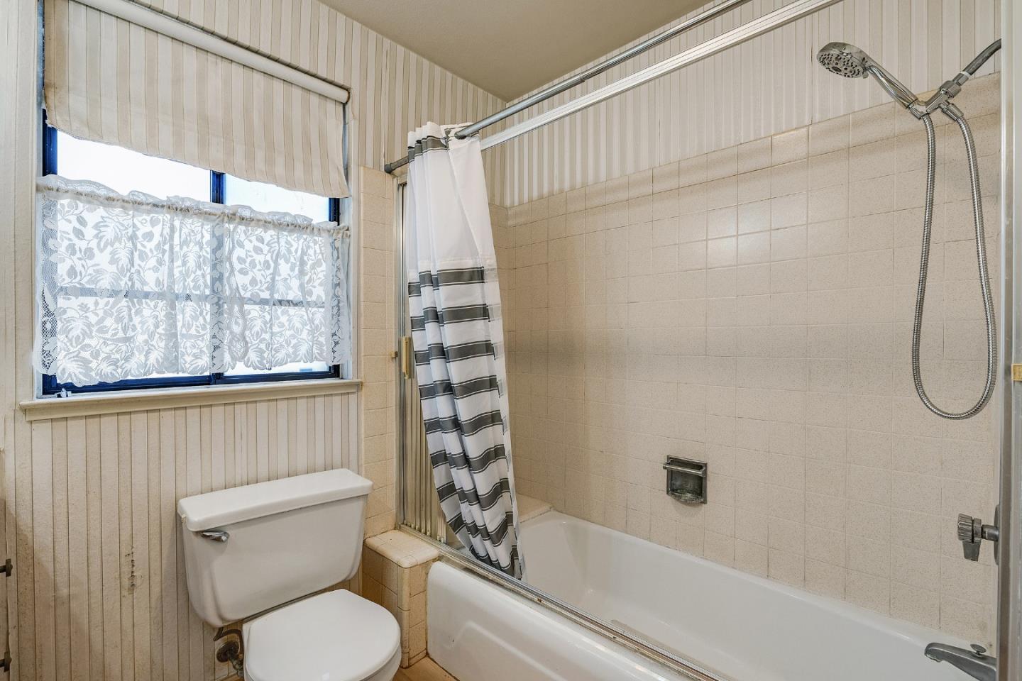 Detail Gallery Image 19 of 36 For 5009 Cribari, San Jose,  CA 95135 - 1 Beds | 1/1 Baths