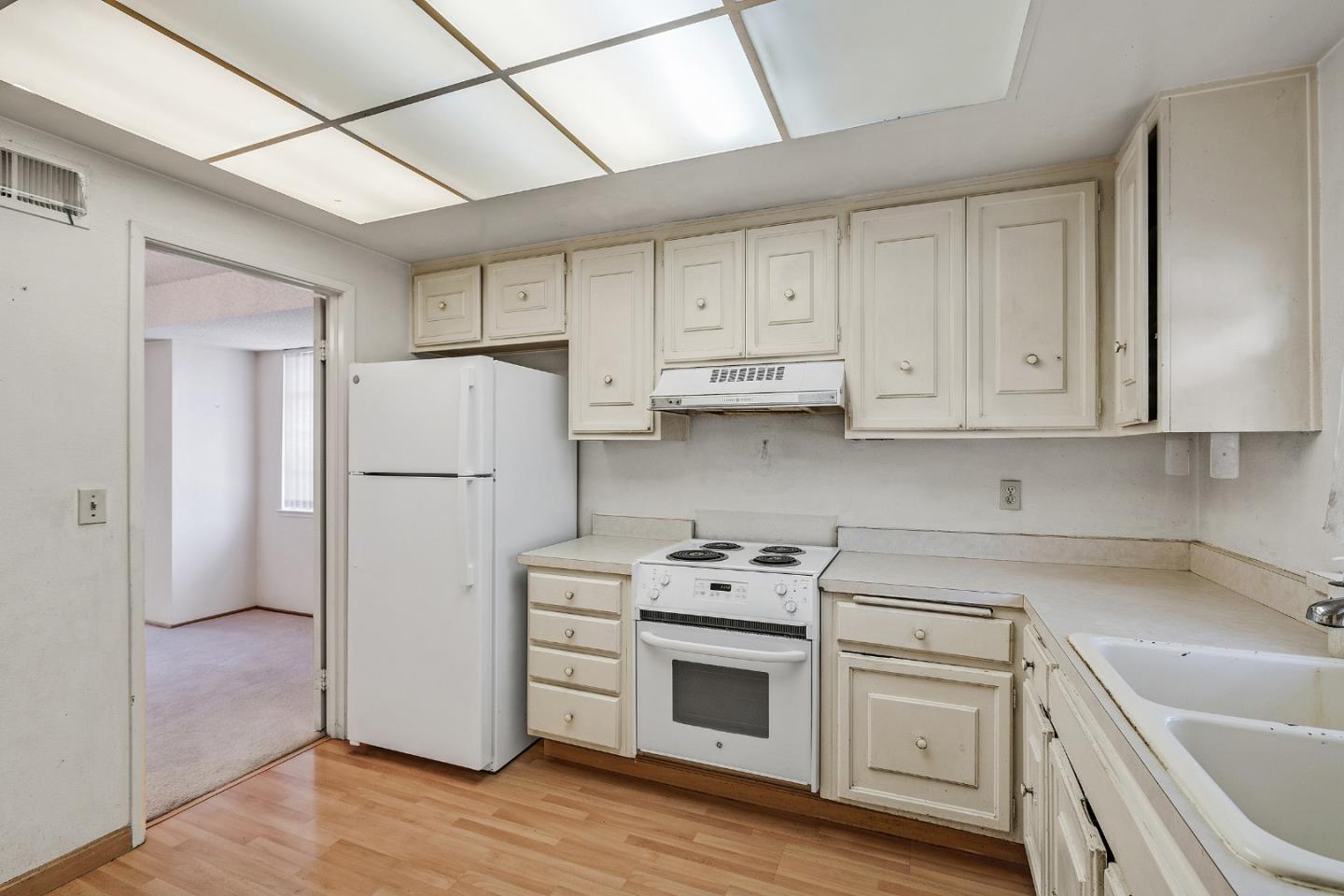 Detail Gallery Image 7 of 36 For 5009 Cribari, San Jose,  CA 95135 - 1 Beds | 1/1 Baths