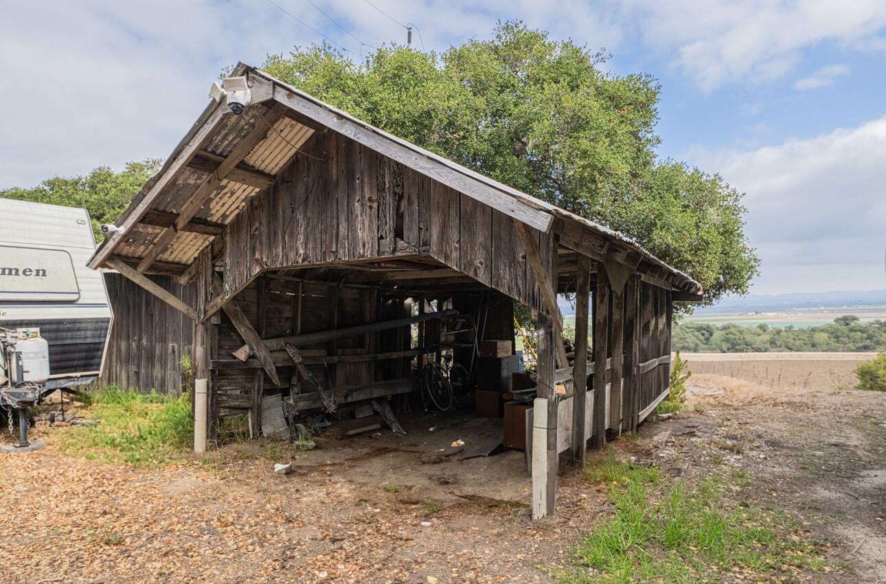 Detail Gallery Image 25 of 29 For 905 W Blanco Rd, Salinas,  CA 93908 - 2 Beds | 1 Baths