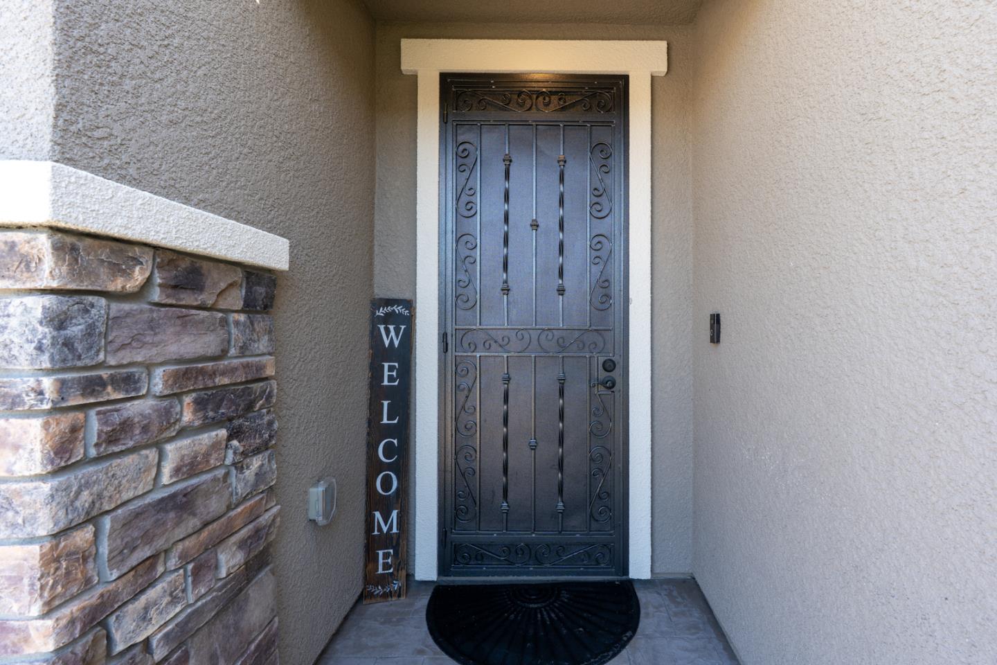 Detail Gallery Image 6 of 20 For 664 Amabile Dr, Los Banos,  CA 93635 - 4 Beds | 3 Baths