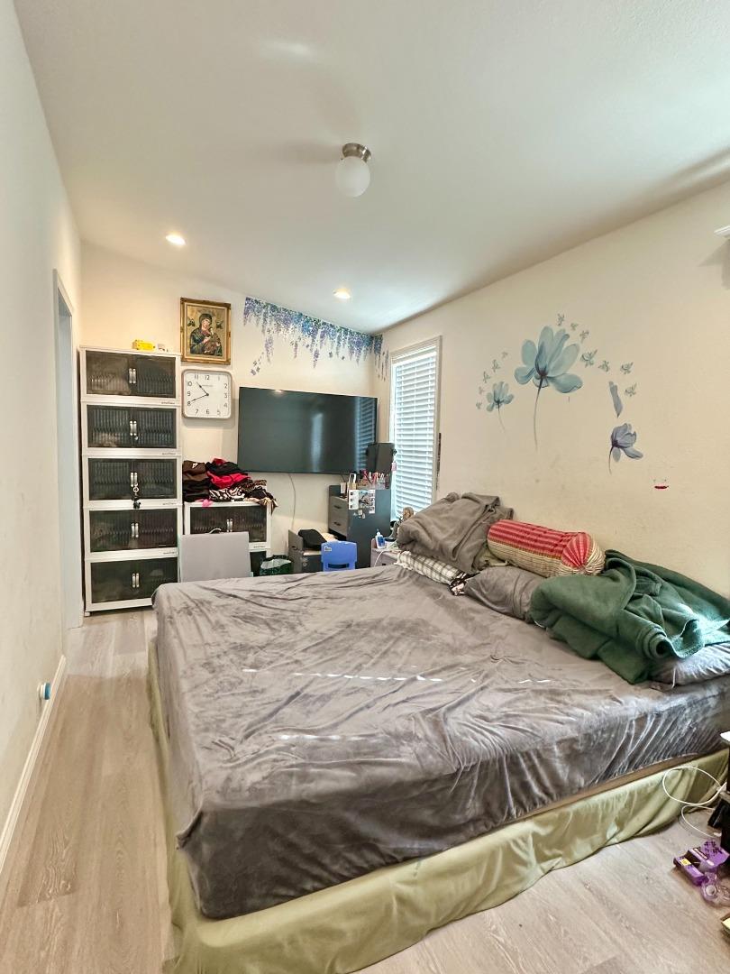 Detail Gallery Image 7 of 10 For 2150 Monterey Hwy #192,  San Jose,  CA 95112 - 3 Beds | 2 Baths