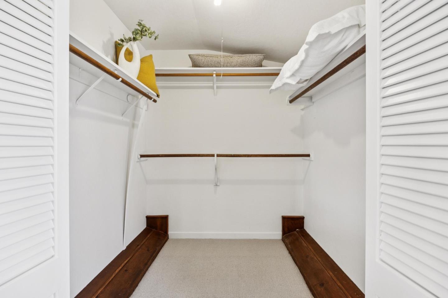 Detail Gallery Image 23 of 49 For 15495 via Caballero, Monte Sereno,  CA 95030 - 5 Beds | 3/1 Baths