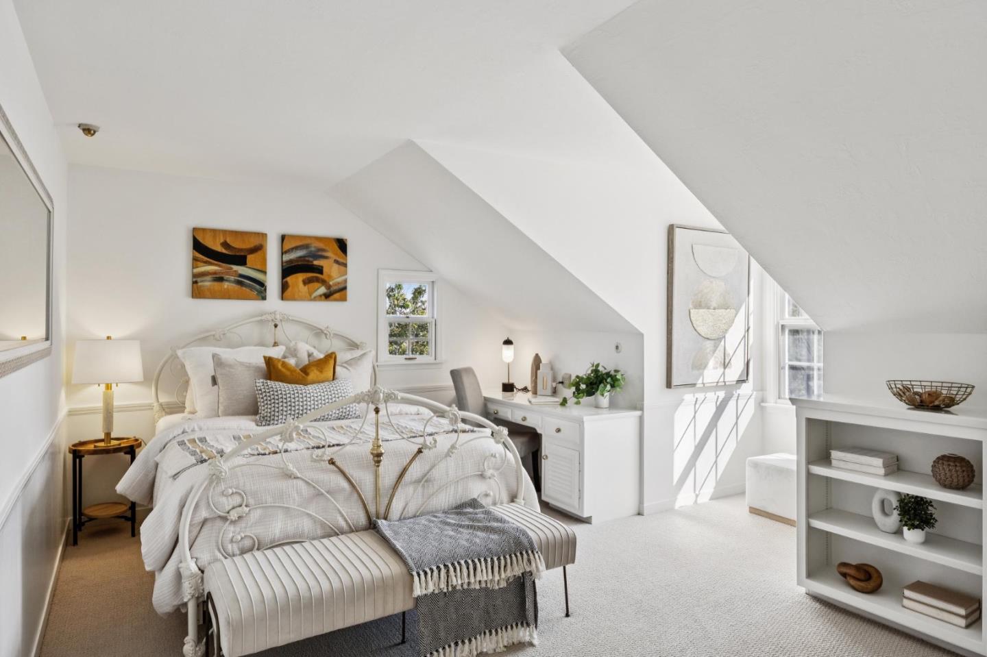 Detail Gallery Image 26 of 49 For 15495 via Caballero, Monte Sereno,  CA 95030 - 5 Beds | 3/1 Baths