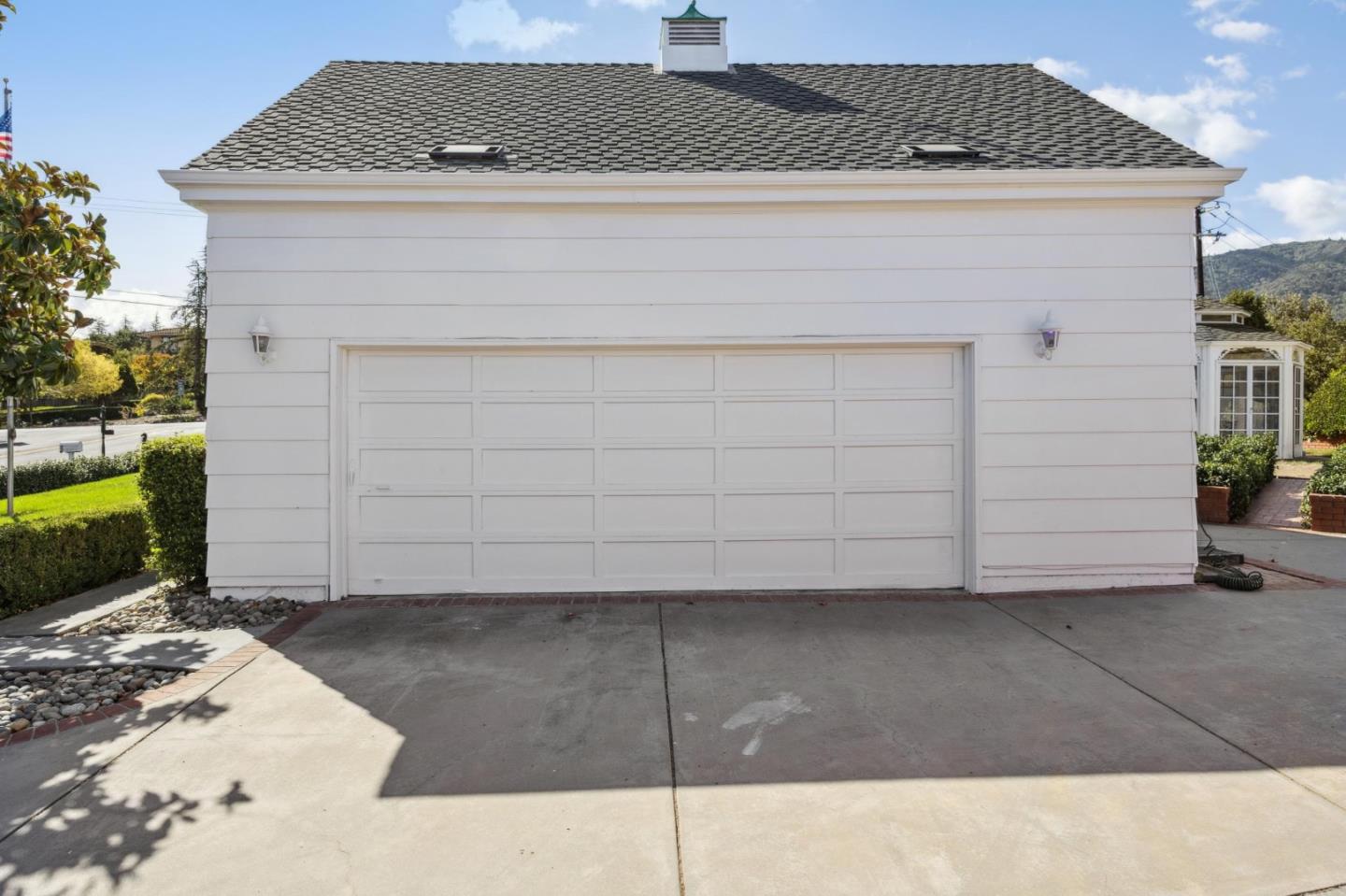 Detail Gallery Image 32 of 49 For 15495 via Caballero, Monte Sereno,  CA 95030 - 5 Beds | 3/1 Baths