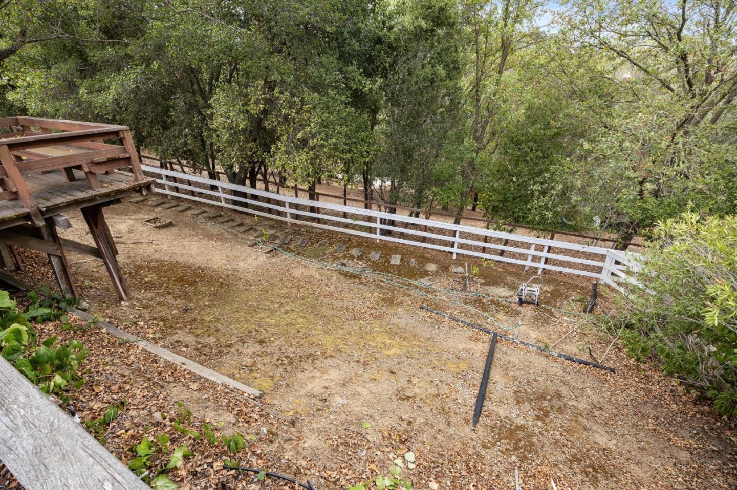 Detail Gallery Image 40 of 49 For 15495 via Caballero, Monte Sereno,  CA 95030 - 5 Beds | 3/1 Baths