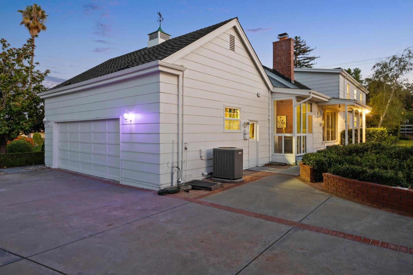 Detail Gallery Image 45 of 49 For 15495 via Caballero, Monte Sereno,  CA 95030 - 5 Beds | 3/1 Baths