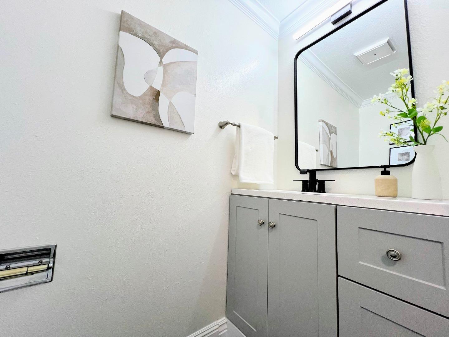 Detail Gallery Image 20 of 62 For 801 Ram Ln, Foster City,  CA 94404 - 3 Beds | 2/1 Baths