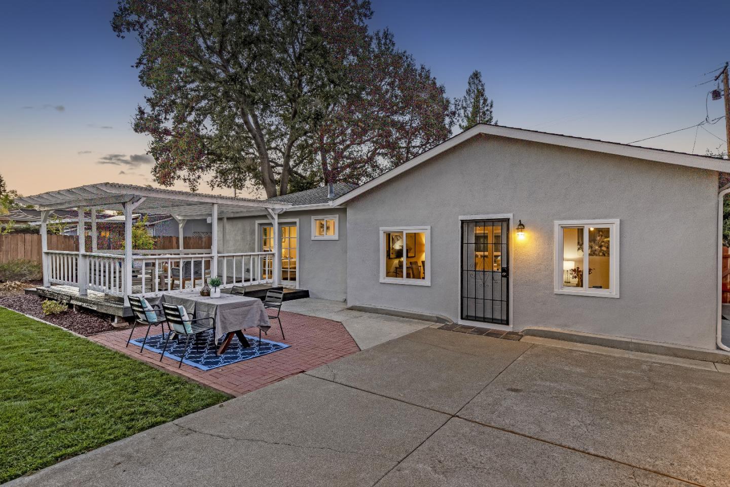 Detail Gallery Image 26 of 42 For 18732 Afton Ave, Saratoga,  CA 95070 - 4 Beds | 2 Baths