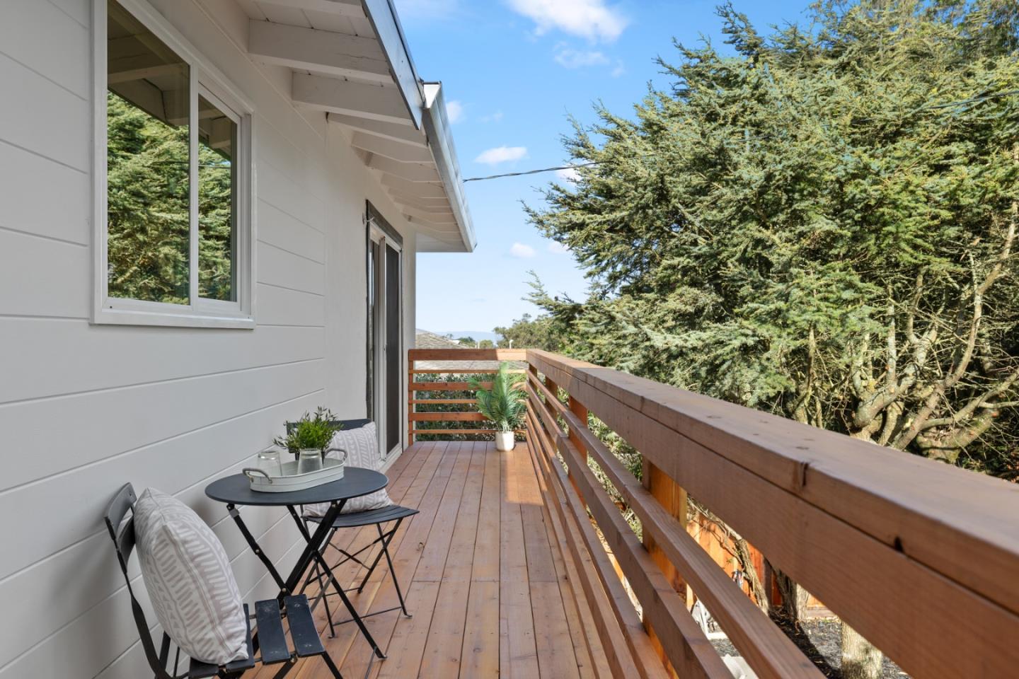 Detail Gallery Image 17 of 36 For 2801 Chabot Dr, San Bruno,  CA 94066 - 3 Beds | 2 Baths