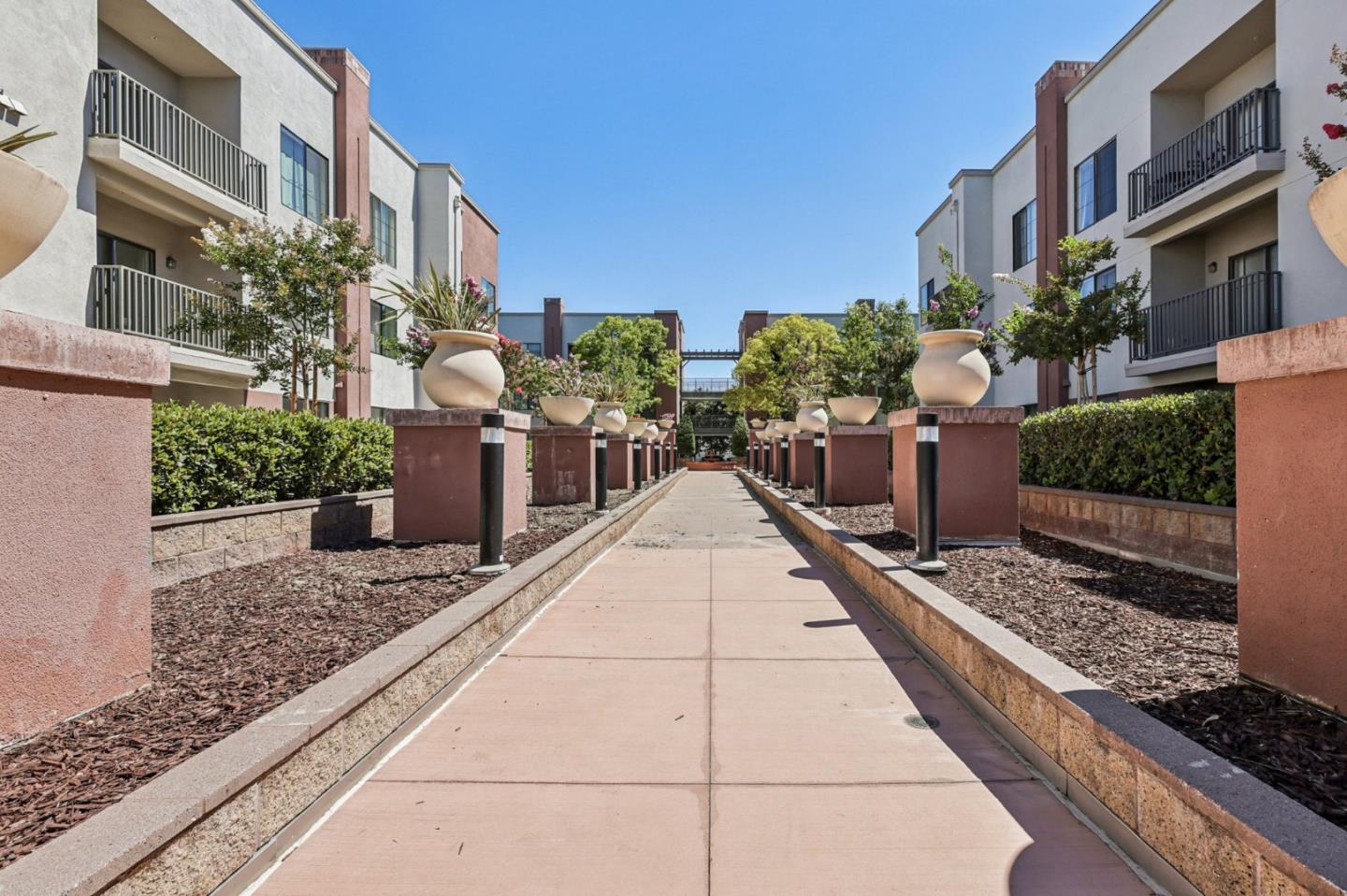 Detail Gallery Image 19 of 22 For 1060 S 3rd St #129,  San Jose,  CA 95112 - 2 Beds | 2 Baths