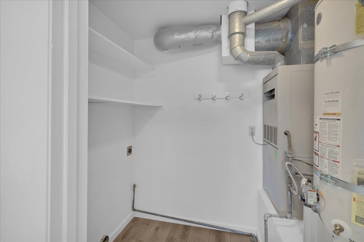 Detail Gallery Image 25 of 31 For 605 Acorn Ct, Pacific Grove,  CA 93950 - 3 Beds | 2/1 Baths