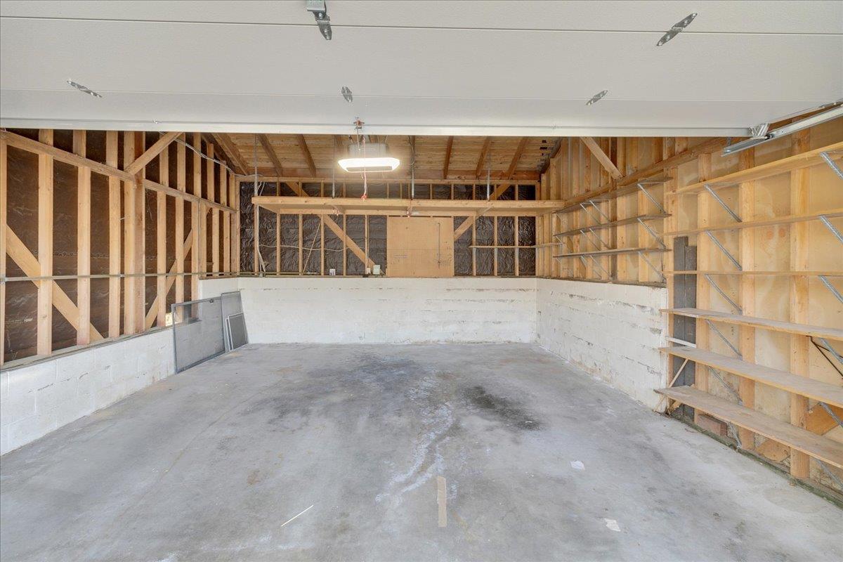 Detail Gallery Image 28 of 31 For 605 Acorn Ct, Pacific Grove,  CA 93950 - 3 Beds | 2/1 Baths