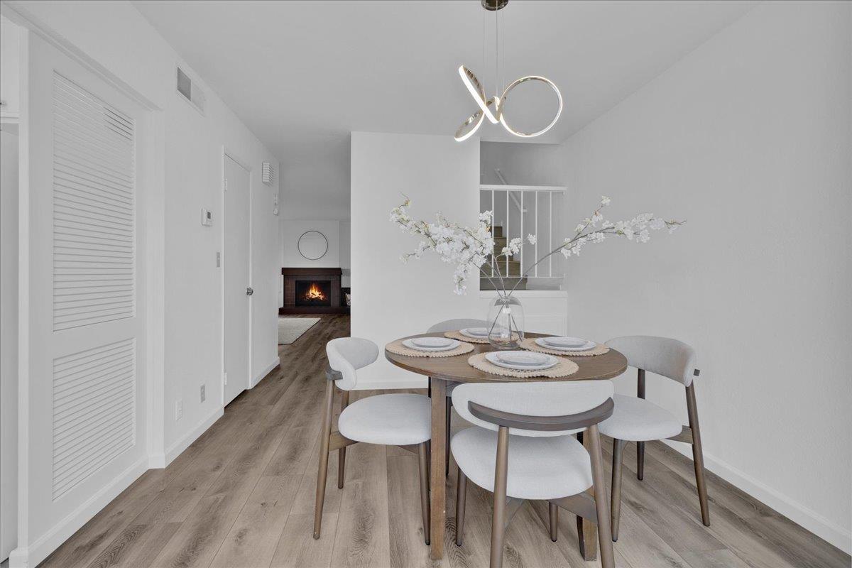 Detail Gallery Image 7 of 31 For 605 Acorn Ct, Pacific Grove,  CA 93950 - 3 Beds | 2/1 Baths