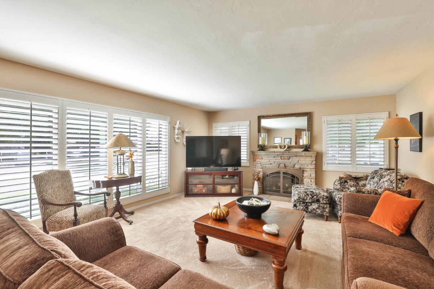 Detail Gallery Image 5 of 34 For 805 E Taylor St, San Jose,  CA 95112 - 3 Beds | 2 Baths