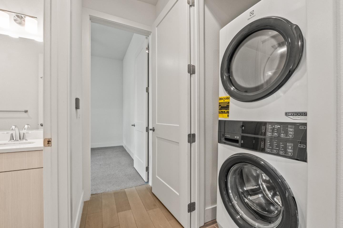 Detail Gallery Image 14 of 19 For 45250 Volt Ter #102-1,  Fremont,  CA 94539 - 1 Beds | 1 Baths